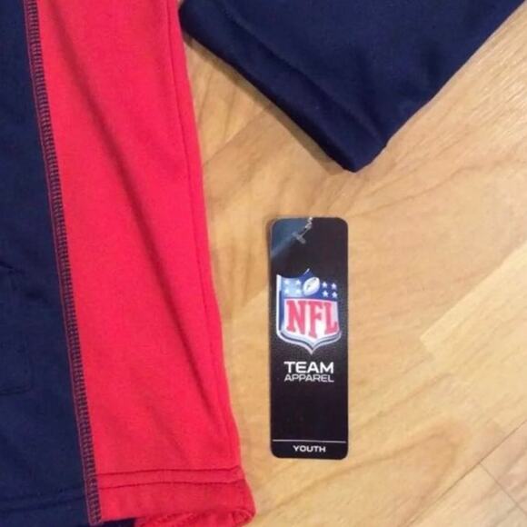 NFL New England Patriots Boy's LG Graphic Pullover NWT - Picture 4 of 5